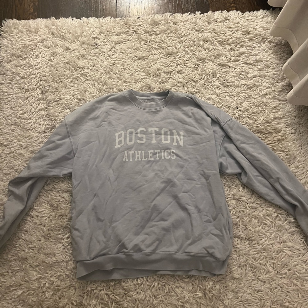 Brandy Melville crew neck